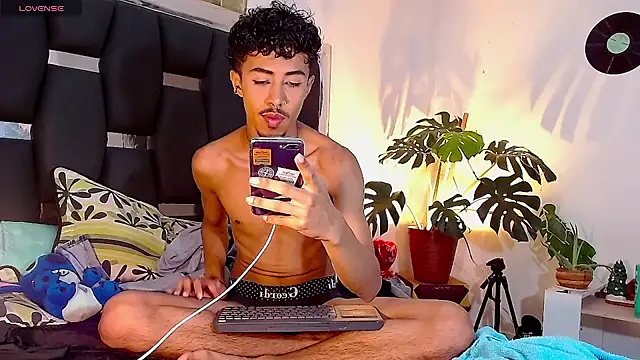 RyanRizzo online show from 12-14-24, 12:22