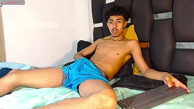 RyanRizzo online show from 02-11-25, 07:38