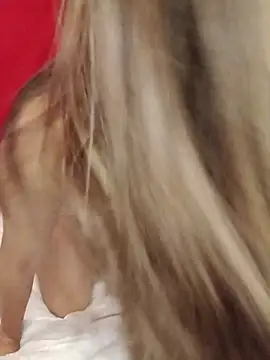 apriilhot online show from 04-16-26, 09:04