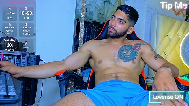 Rich boy01 online show from 01-14-26, 06:35