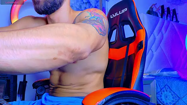 Rich boy01 online show from 03-01-26, 03:19