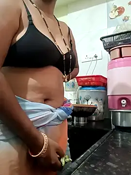 Snapshot of PUNAM_BABY1 chatting on 12-26-24, 02:44 PUNAM BABY1 online show from 12-26-24, 02:44