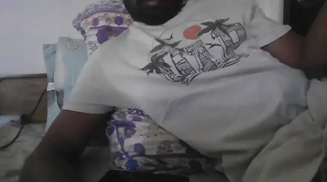 Snapshot of pushparajmodda chatting on 03-11-25, 03:37 pushparajmodda online show from 03-11-25, 03:37