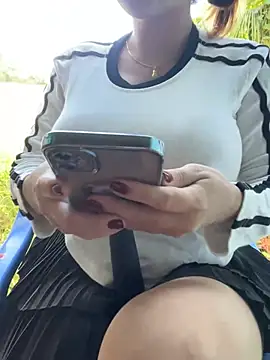 Bella cum online show from 03-11-25, 01:26