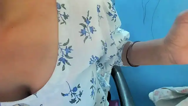 aarjulove online show from 02-18-26, 04:14