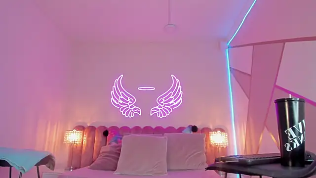  scarletmoore online show from 02-26-25, 06:37