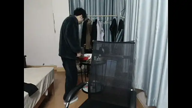 wujiaxing22 online show from 02-23-25, 08:00