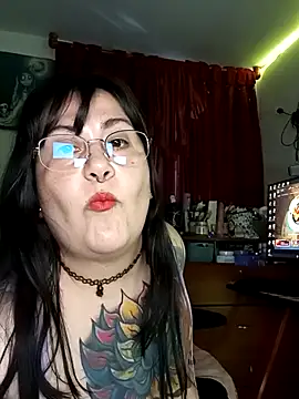 l1la Rav3n online show from 02-05-26, 02:16