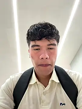 Logan smith1 online show from 10-01-25, 06:36