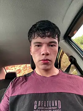 Logan smith1 online show from 10-05-25, 03:32