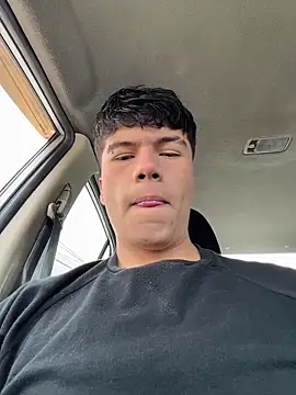 Logan smith1 online show from 10-28-25, 06:32