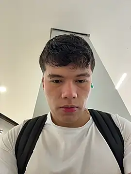 Logan smith1 online show from 12-05-25, 06:48