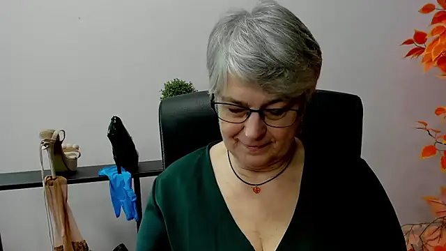 IrisDream online show from 02-14-25, 10:49