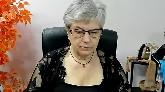 IrisDream online show from 09-25-25, 06:17