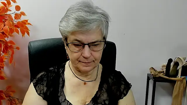 IrisDream online show from 09-29-25, 06:18