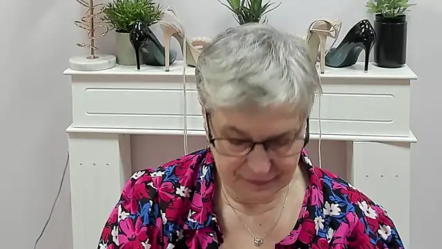 IrisDream online show from 02-26-26, 07:07