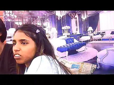 Snapshot of IndianSexySlender chatting on 11-09-25, 05:39 IndianSexySlender online show from 11-09-25, 05:39