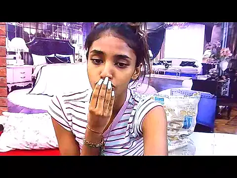 Snapshot of IndianSexySlender chatting on 11-14-25, 05:17 IndianSexySlender online show from 11-14-25, 05:17