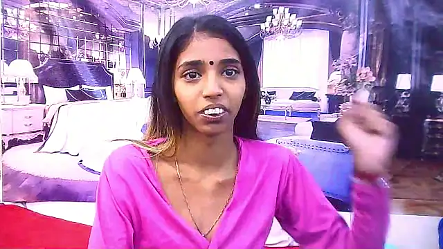 Snapshot of IndianSexySlender chatting on 12-01-25, 05:12 IndianSexySlender online show from 12-01-25, 05:12