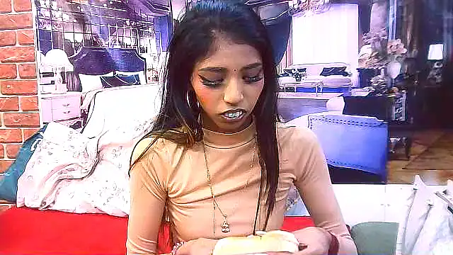 Snapshot of IndianSexySlender chatting on 12-03-25, 05:15 IndianSexySlender online show from 12-03-25, 05:15