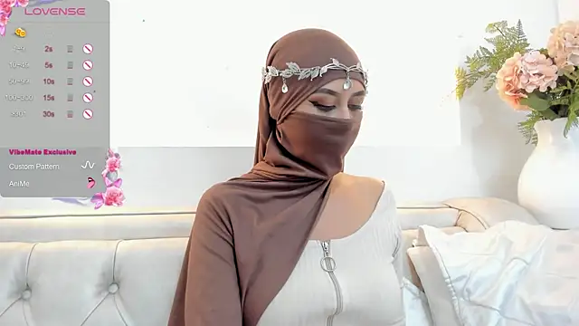 Snapshot of iiris_ chatting on 01-11-25, 06:12 iiris online show from 01-11-25, 06:12