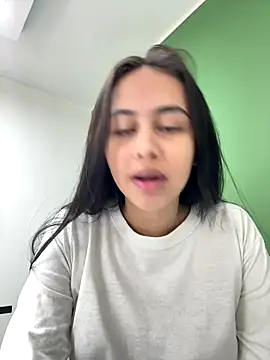 Snapshot of iiris_ chatting on 11-26-25, 03:13 iiris online show from 11-26-25, 03:13