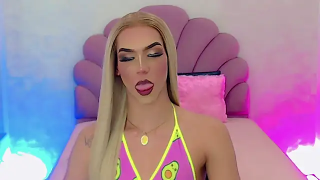 Snapshot of briana_sex32 chatting on 02-02-25, 06:48 briana sex32 online show from 02-02-25, 06:48