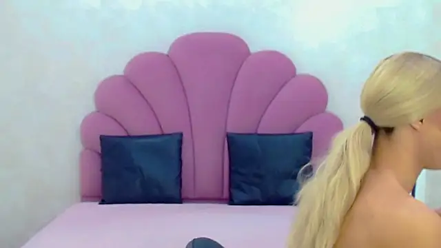 briana sex32 online show from 03-21-26, 04:06