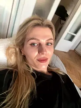 Liya my online show from 01-12-26, 01:38