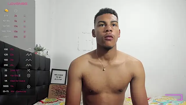 RoddyRich11 online show from 04-09-26, 12:21