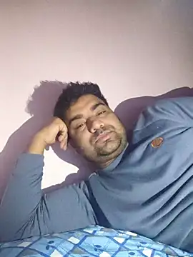 Snapshot of L9vefromAkhil chatting on 02-07-26, 04:05 L9vefromAkhil online show from 02-07-26, 04:05