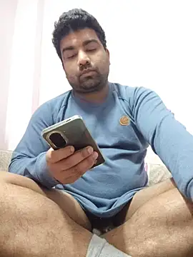 Snapshot of L9vefromAkhil chatting on 02-14-26, 04:15 L9vefromAkhil online show from 02-14-26, 04:15