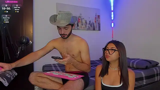 Snapshot of persiival chatting on 12-16-24, 05:59 persiival online show from 12-16-24, 05:59