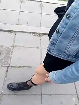 sophie banger online show from 11-19-25, 04:29