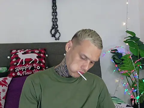 Snapshot of fucking_sinner chatting on 12-02-25, 02:28 fucking sinner online show from 12-02-25, 02:28