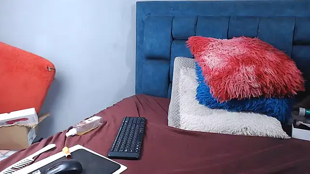 Snapshot of GabySteven chatting on 06-19-26, 08:29 GabySteven online show from 06-19-26, 08:29