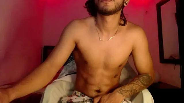 Snapshot of maxximus_100 chatting on 01-30-25, 09:25 maxximus 100 online show from 01-30-25, 09:25