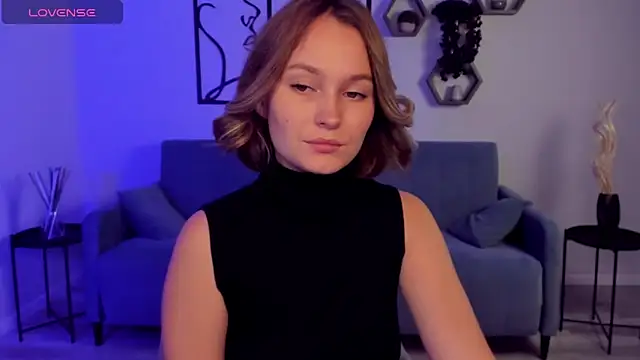 BritnieCute online show from 10-07-25, 04:53