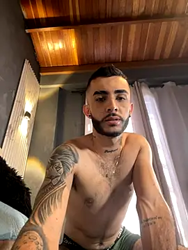 Snapshot of Marcelo_ruiz_ chatting on 11-21-25, 07:12 Marcelo ruiz online show from 11-21-25, 07:12