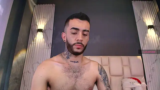 Snapshot of Marcelo_ruiz_ chatting on 12-01-25, 06:57 Marcelo ruiz online show from 12-01-25, 06:57