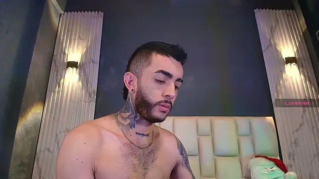 Snapshot of Marcelo_ruiz_ chatting on 12-05-25, 06:48 Marcelo ruiz online show from 12-05-25, 06:48