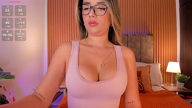 Snapshot of ChloePreston_ chatting on 11-24-25, 12:16 ChloePreston online show from 11-24-25, 12:16