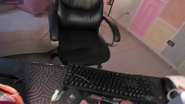 Snapshot of ChloePreston_ chatting on 03-21-26, 10:53 ChloePreston online show from 03-21-26, 10:53