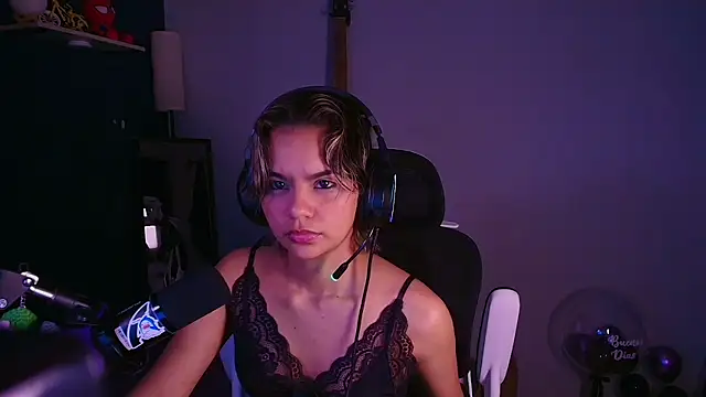 marlena3312 online show from 03-17-26, 01:58