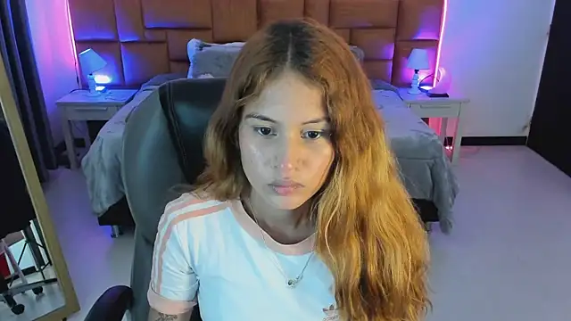 Tamy edwards online show from 04-04-26, 08:17