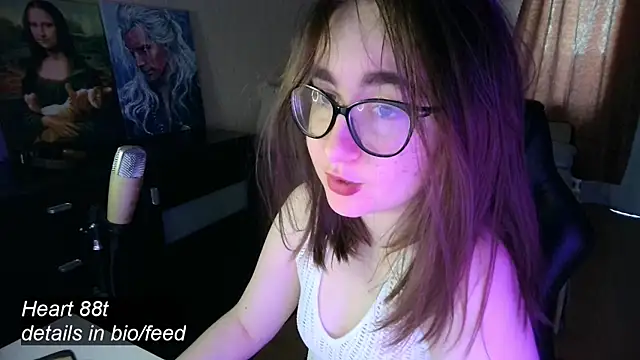 Snapshot of el_sweety chatting on 02-04-25, 01:06 el sweety online show from 02-04-25, 01:06