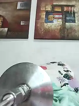 cuteluci  online show from 01-22-25, 06:41