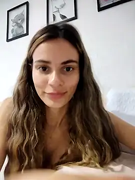 cuteluci  online show from 03-19-25, 02:13