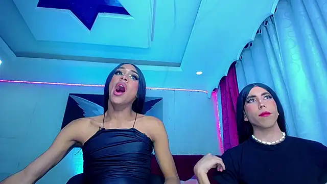 NahomiCamper online show from 10-26-25, 12:16