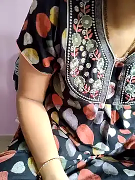 Snapshot of samitasharma chatting on 02-10-25, 05:58 samitasharma online show from 02-10-25, 05:58